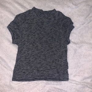 GRAY RIBBED SOFT KNIT TEE
